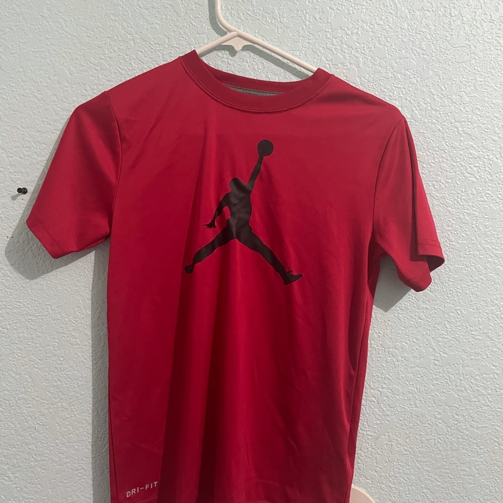 Red Jordan tee